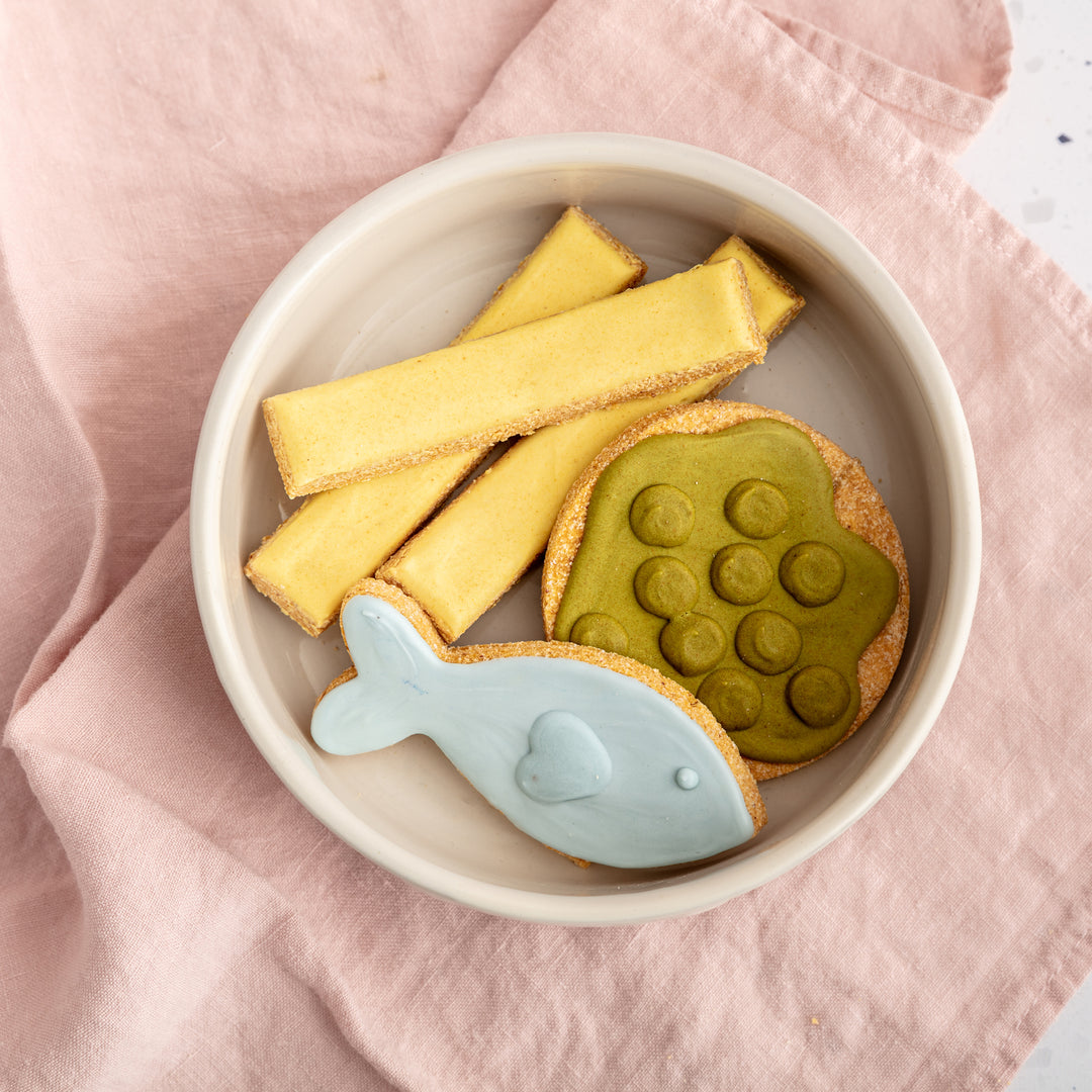 Fish & Chips Iced Dog Biscuit Set
